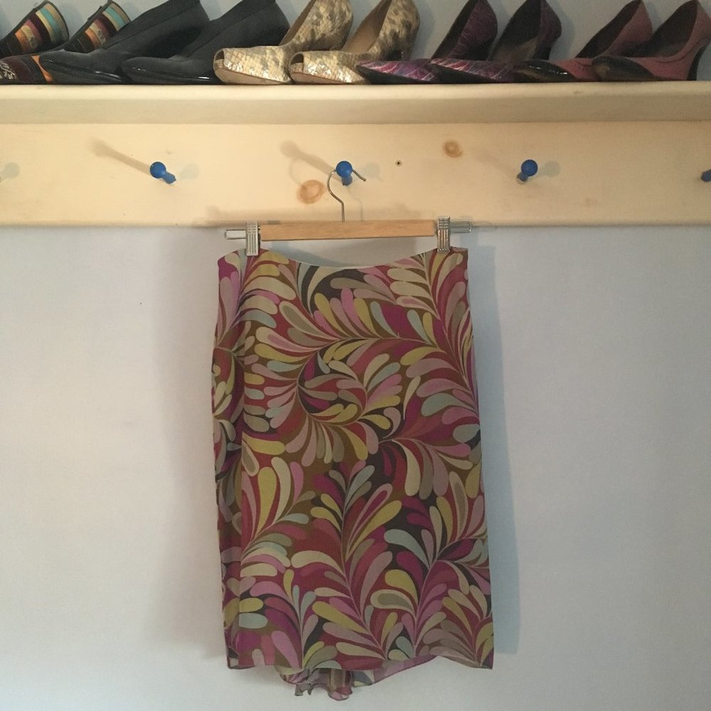 100% Silk flowy floral patterned skirt